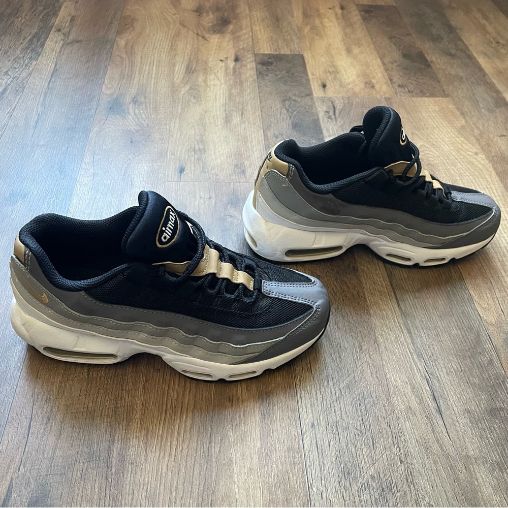 Nike Air Max 95 Youth 5.5 Recraft Running Sneakers Black Mesh CJ3906-007 Running